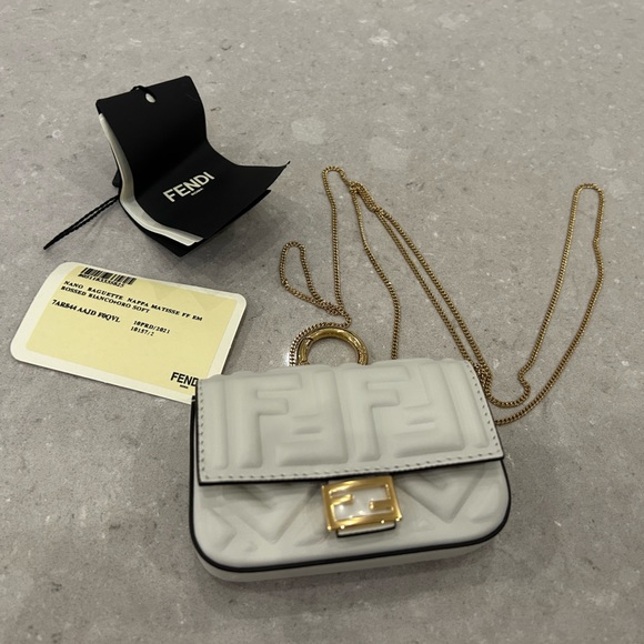 FENDI FF Embossed Monogram Nano Baguette Napa Matisse gold cream chain - Picture 2 of 13